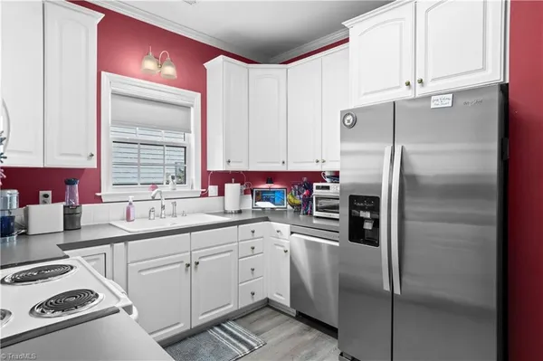 $325,000 | 132 Sterling Point Court, Winston-Salem, NC 27104