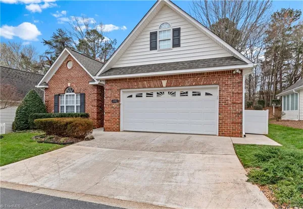 $325,000 | 132 Sterling Point Court, Winston-Salem, NC 27104
