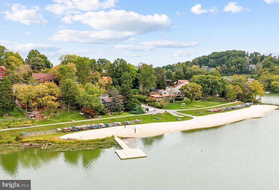 6919 Eaglehead Drive New Market, MD 21774 - Photo 57 of 59 Beach time!