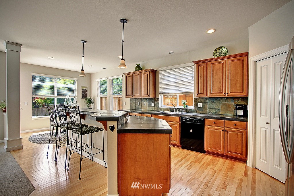 3506 156th Place Southeast Bothell, WA 98012 - Photo 3 of 16
