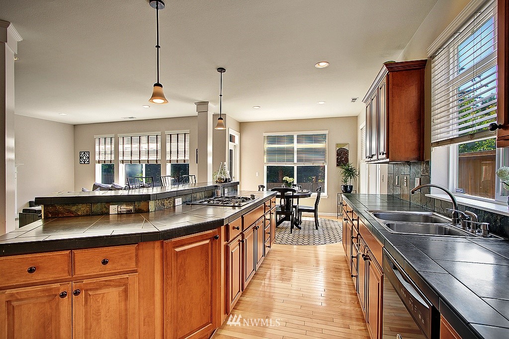 3506 156th Place Southeast Bothell, WA 98012 - Photo 4 of 16