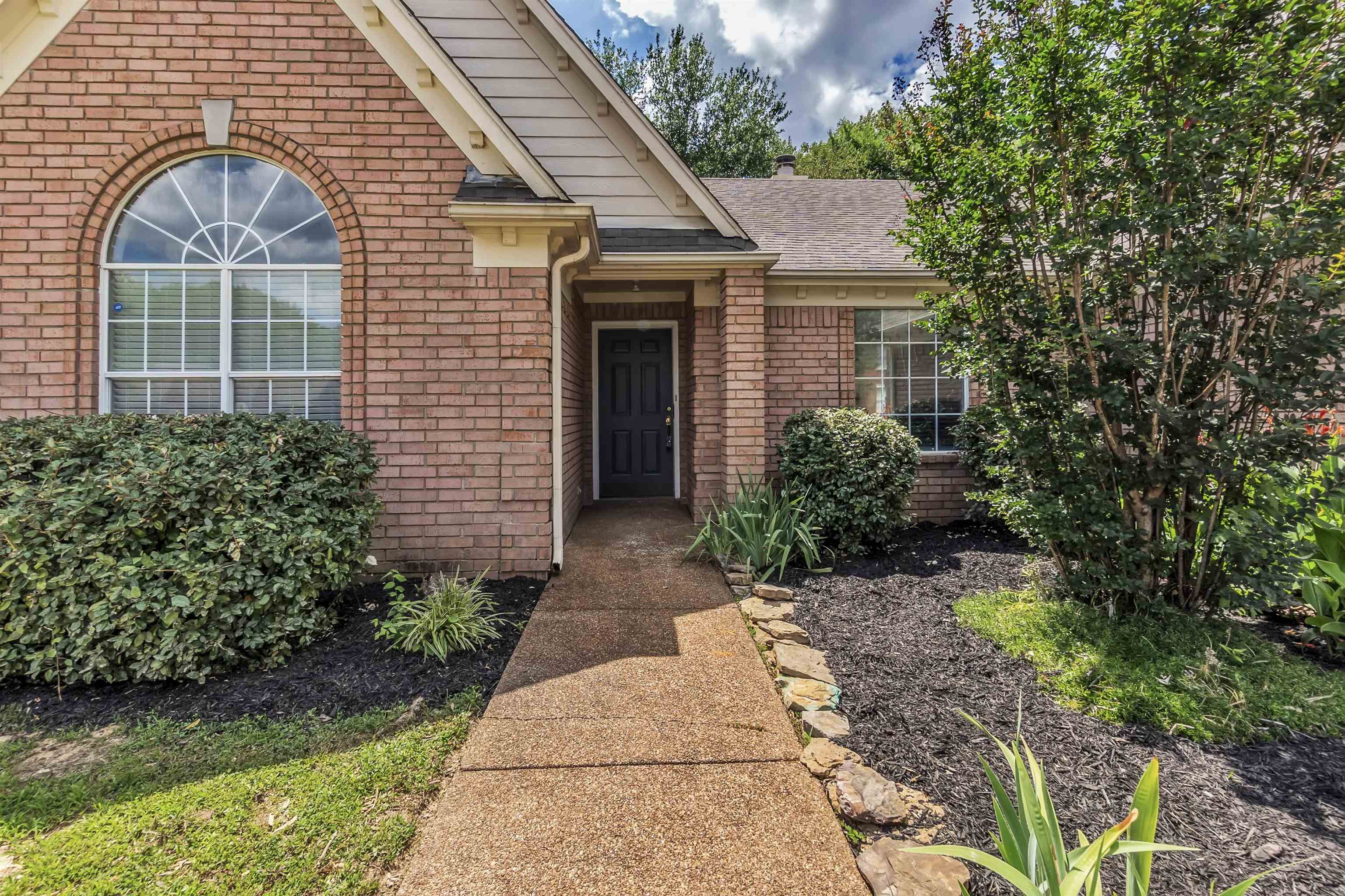 1341 Milestone Circle Collierville, TN 38017 - Photo 4 of 29
