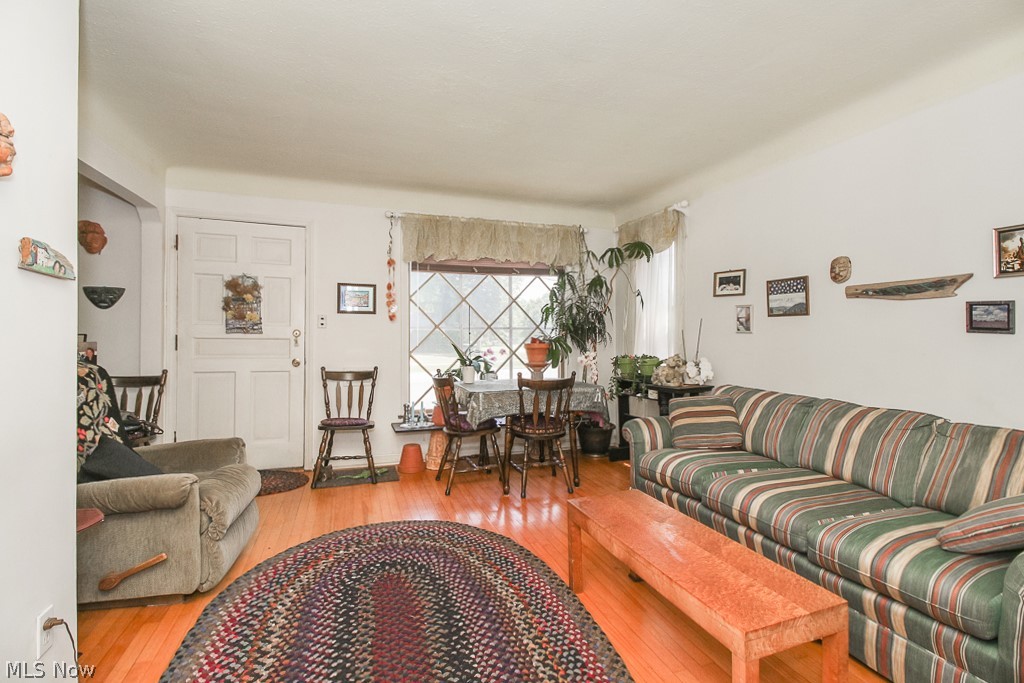 1010 South Green Road Cleveland, OH 44121 - Photo 3 of 34