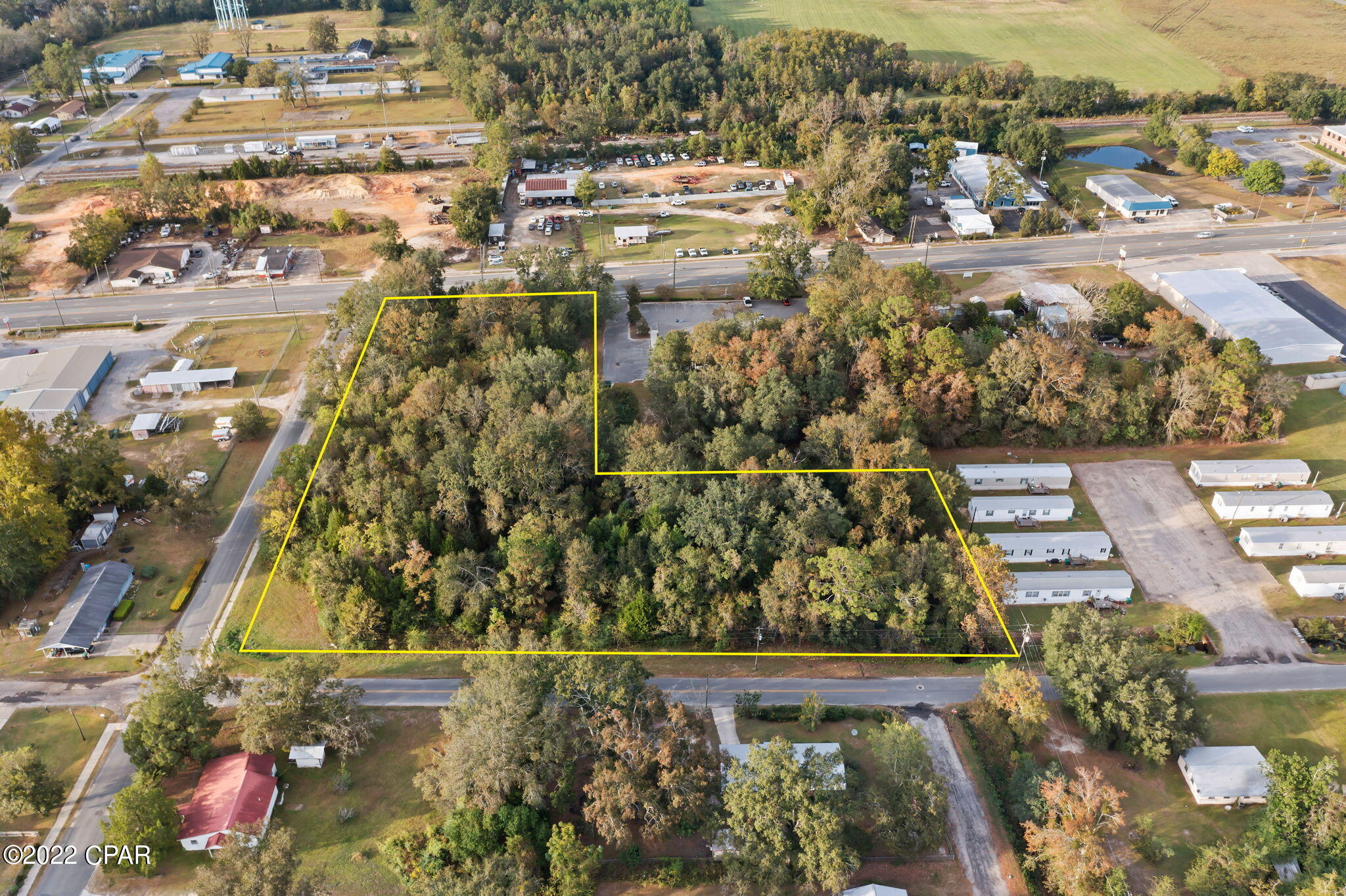 90 Chipley Chipley, FL 32428 - Photo 5 of 17