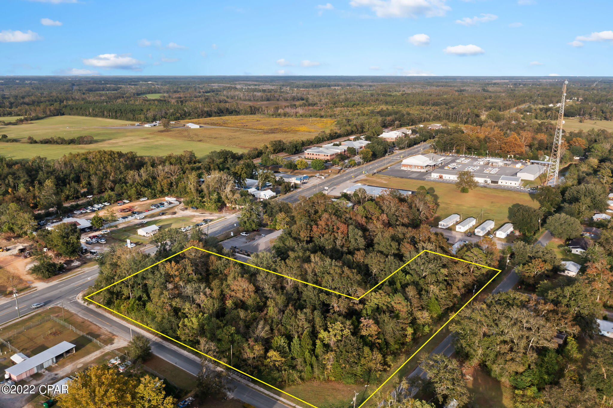 90 Chipley Chipley, FL 32428 - Photo 6 of 17