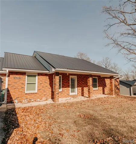 $279,500 | 16955 Lensman Drive, St. Robert, MO 65584