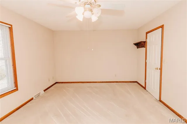 $279,500 | 16955 Lensman Drive, St. Robert, MO 65584