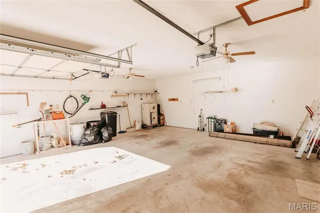 $279,500 | 16955 Lensman Drive, St. Robert, MO 65584