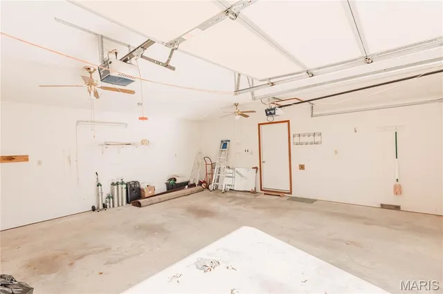 $279,500 | 16955 Lensman Drive, St. Robert, MO 65584