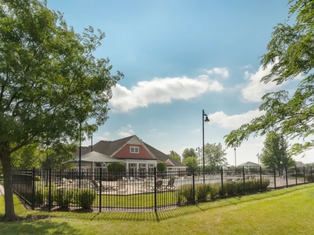 $234,900 | 8508 Sawyer Court, Joliet, IL 60431