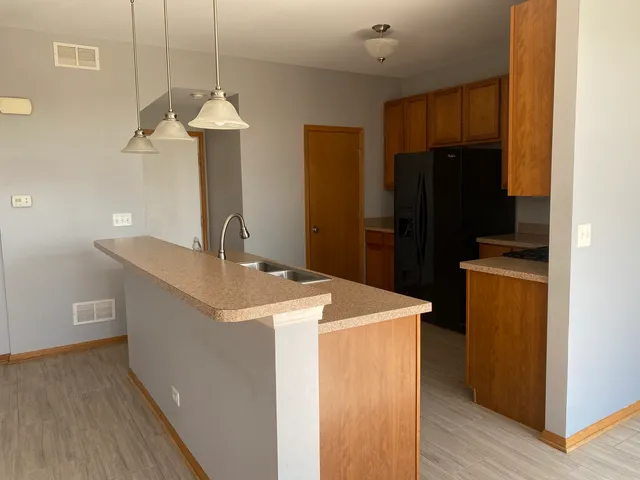 $234,900 | 8508 Sawyer Court, Joliet, IL 60431