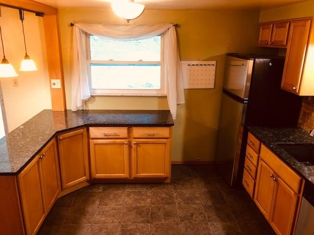 208 Hillendale Road Pittsburgh, PA 15237 - Photo 11 of 25