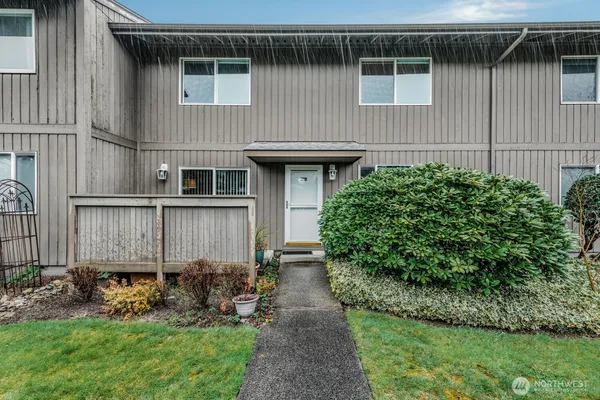 $280,000 | 6116 North 15th Street, Unit G106, Tacoma, WA 98406