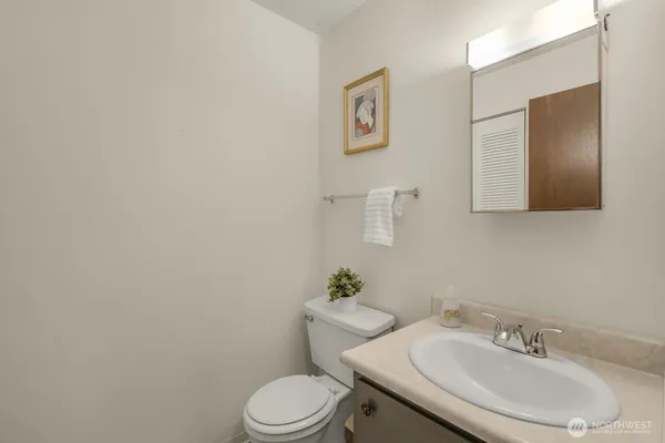 $280,000 | 6116 North 15th Street, Unit G106, Tacoma, WA 98406