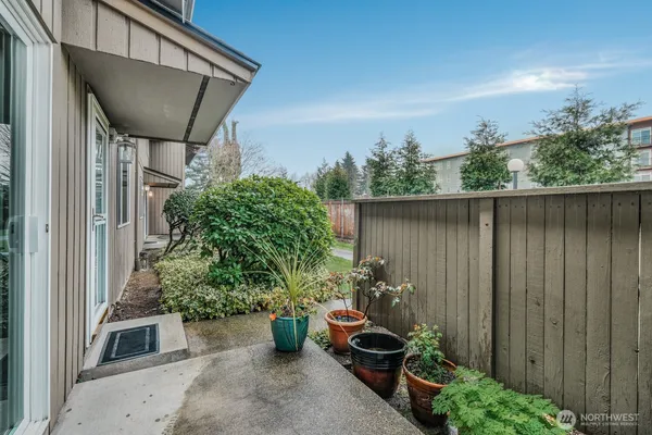 $280,000 | 6116 North 15th Street, Unit G106, Tacoma, WA 98406