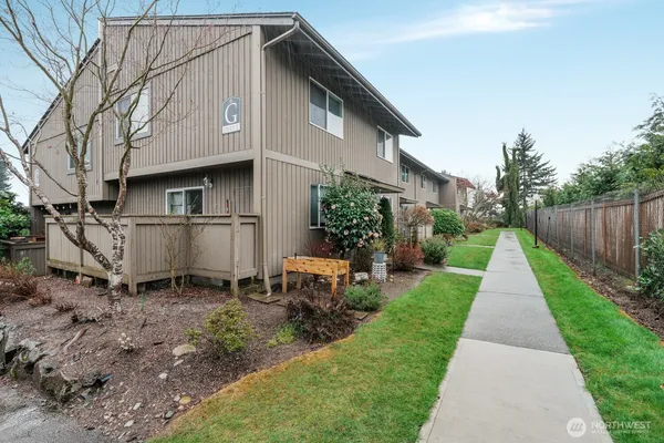 $280,000 | 6116 North 15th Street, Unit G106, Tacoma, WA 98406