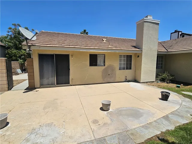 $2,950 | 890 North Driftwood Avenue, Rialto, CA 92376