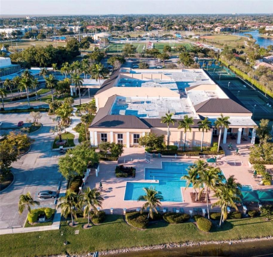 9537 Weldon Circle, Unit I308 Tamarac, FL 33321 - Photo 10 of 12 Photo 10