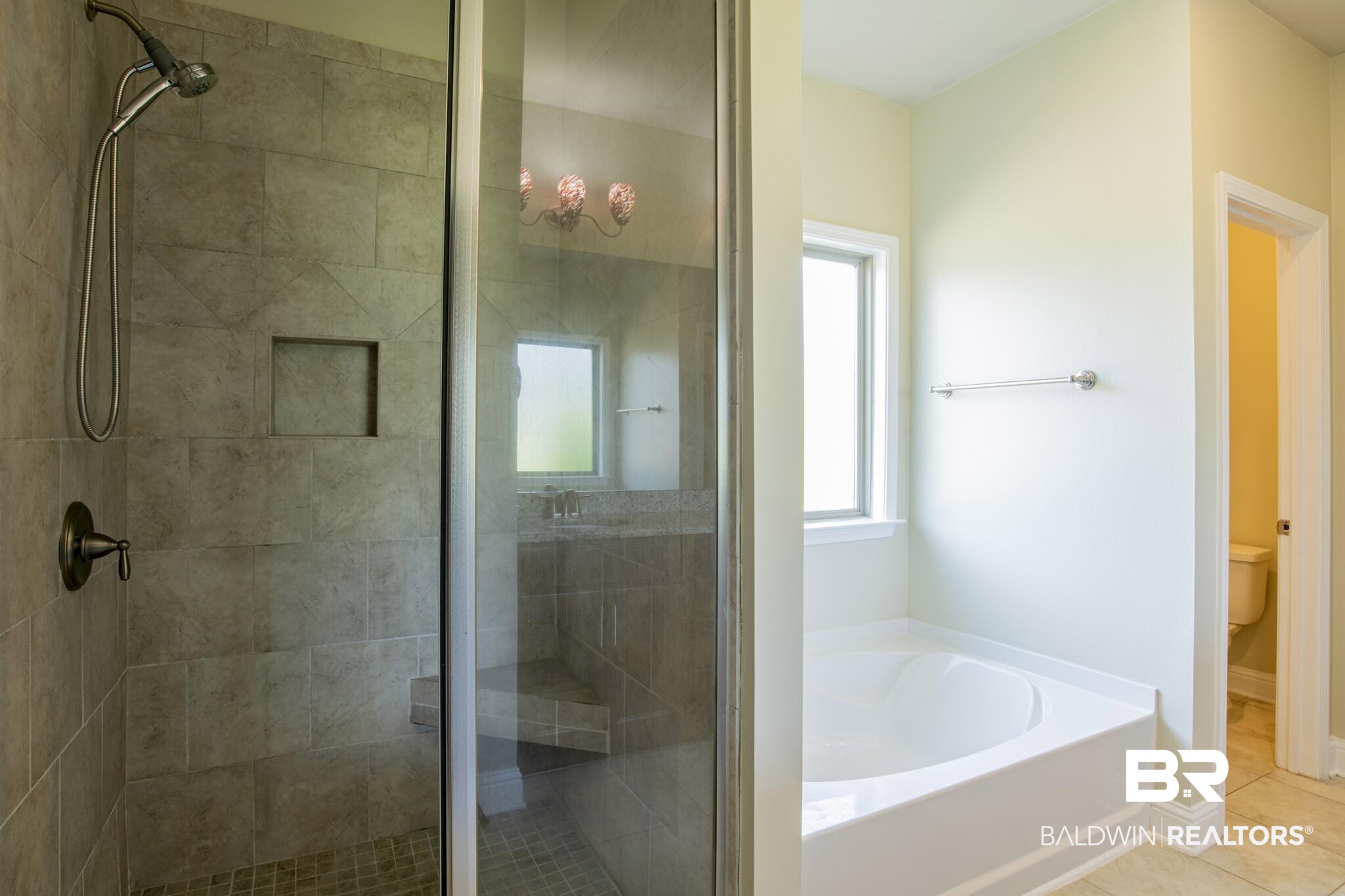 12836 Jenkins Pit Road Daphne, AL 36527 - Photo 22 of 44 Master Suite