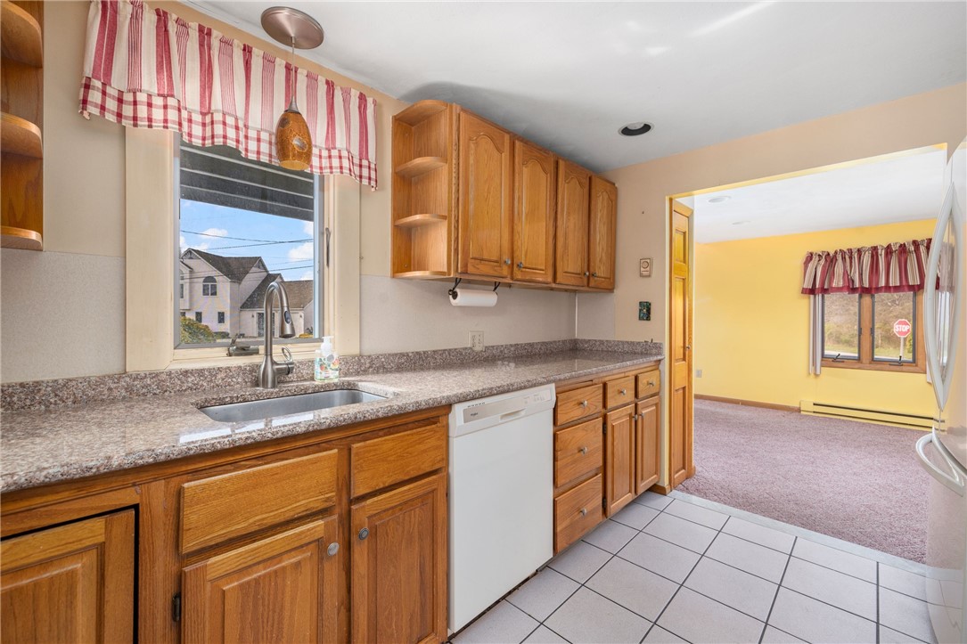 2 Major Arnold Road Narragansett, RI 02882 - Photo 10 of 38 Gallery Image 10