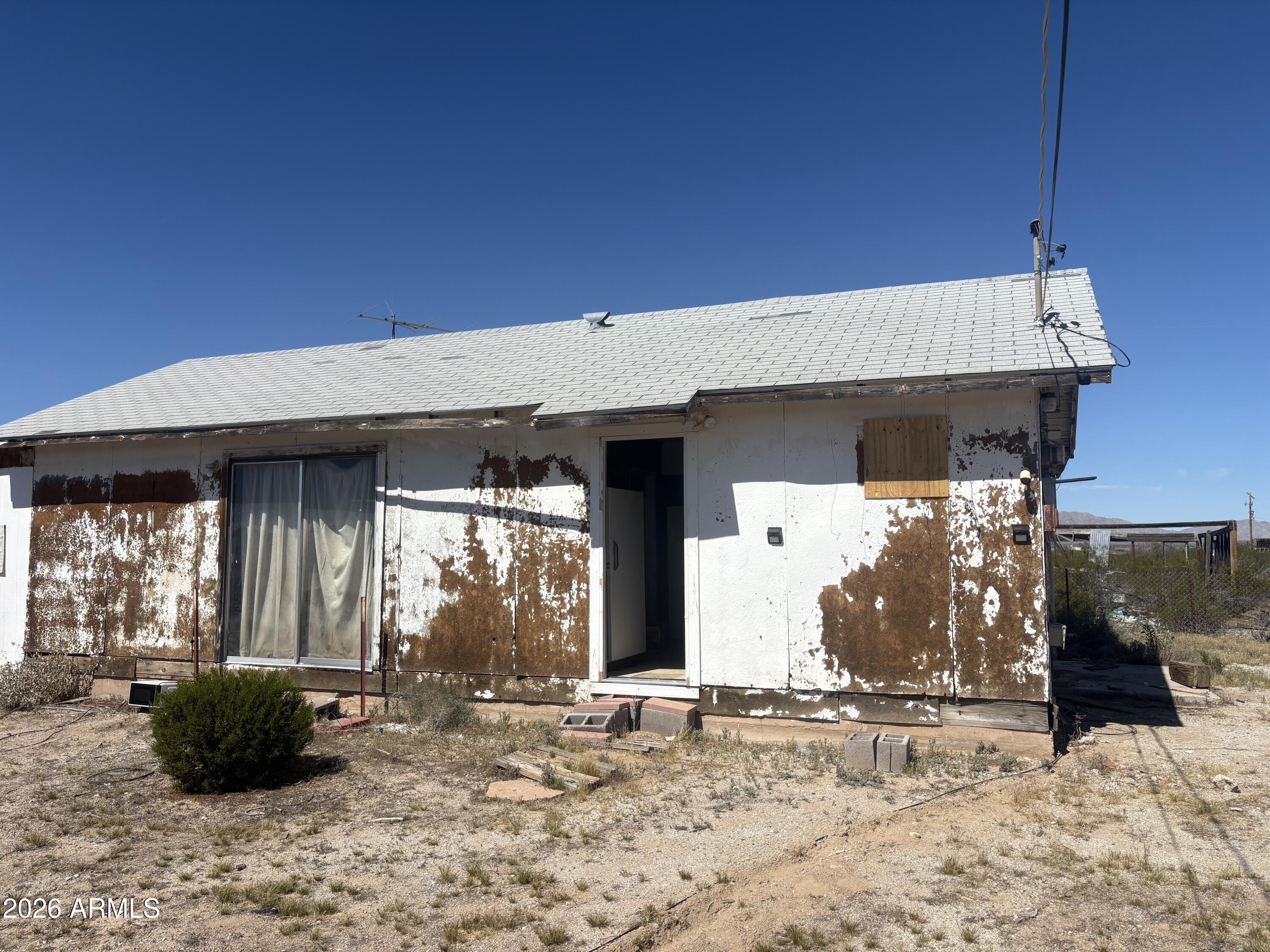 66125 Simcox Road Salome, AZ 85348 - Photo 3 of 17 IMG_3318