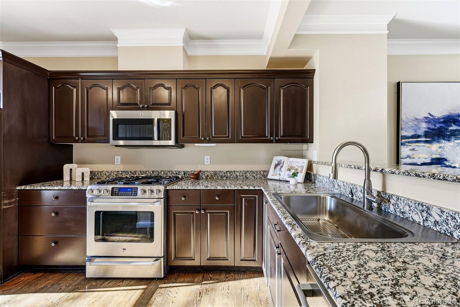 944 Ivanhoe Street Denver, CO 80220 - Photo 11 of 50