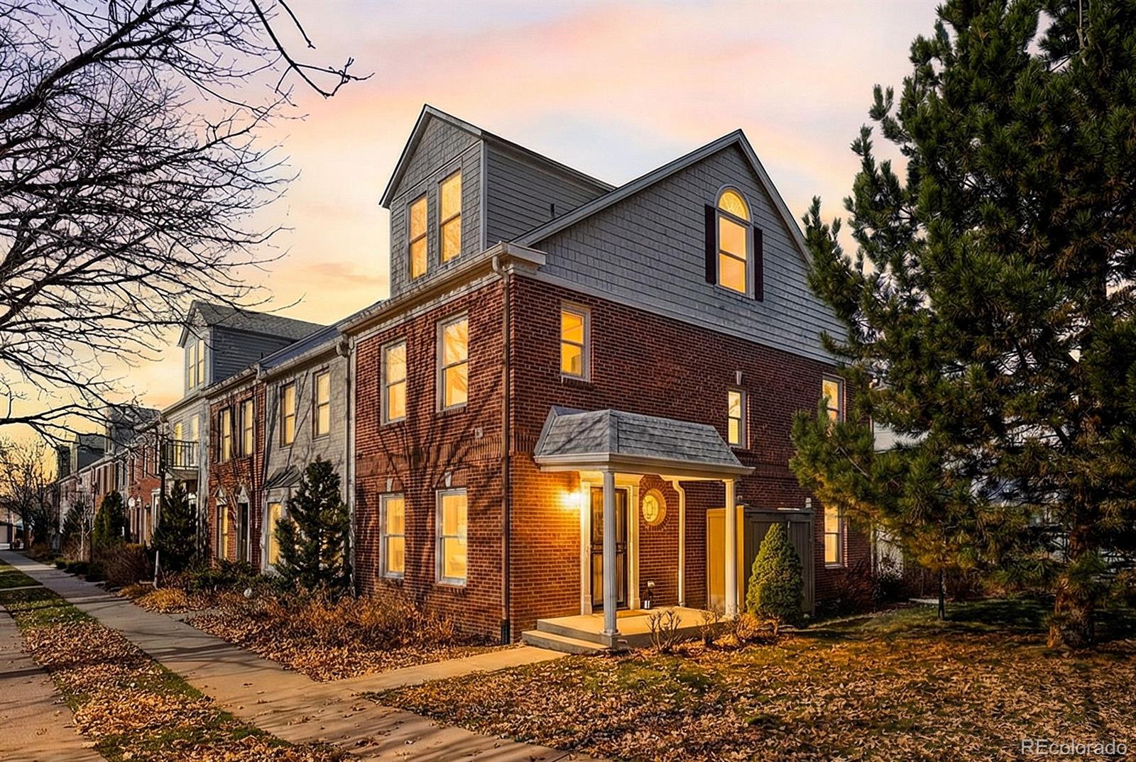 944 Ivanhoe Street Denver, CO 80220 - Photo 2 of 50