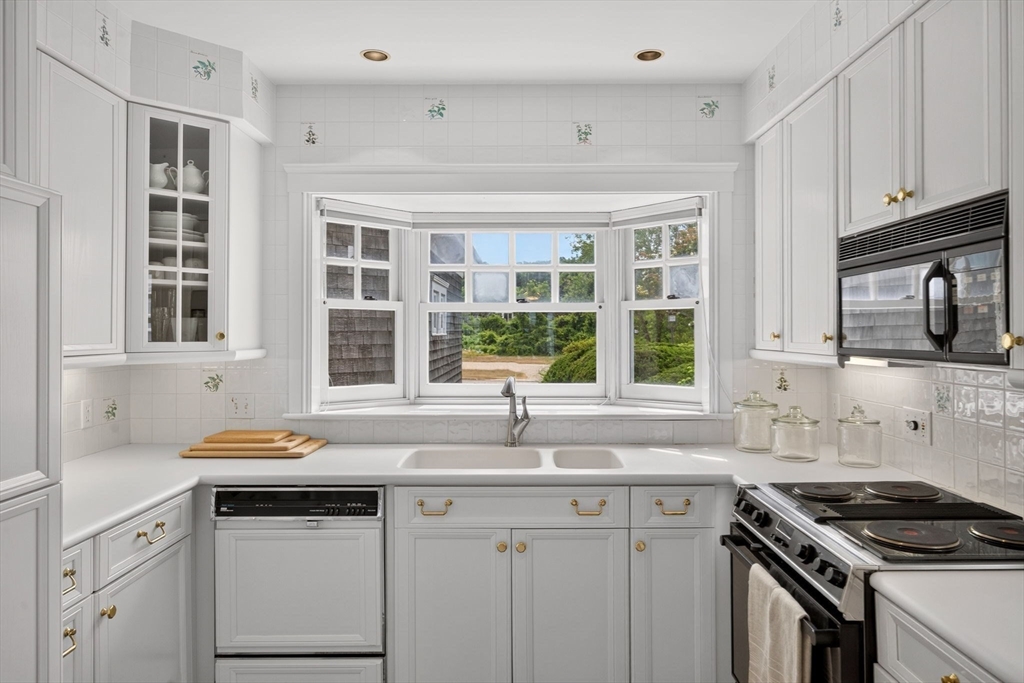 18 A Cape Codder Road, Unit 18A Falmouth, MA 02540 - Photo 15 of 42