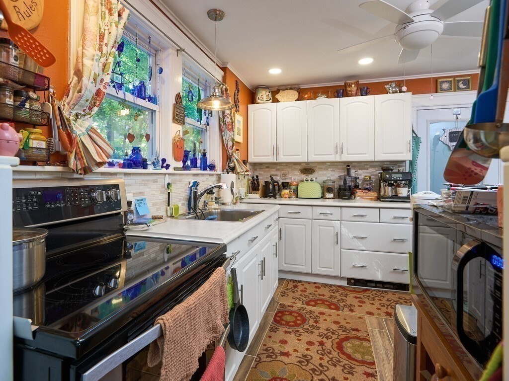 34 Reed Street Worcester, MA 01602 - Photo 20 of 33 Gallery Image 20