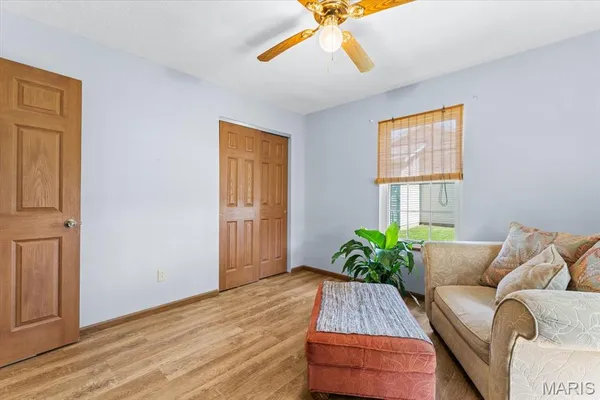 $215,000 | 120 East Hunters Ridge, Valmeyer, IL 62295
