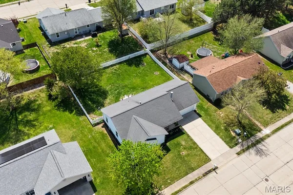 $215,000 | 120 East Hunters Ridge, Valmeyer, IL 62295