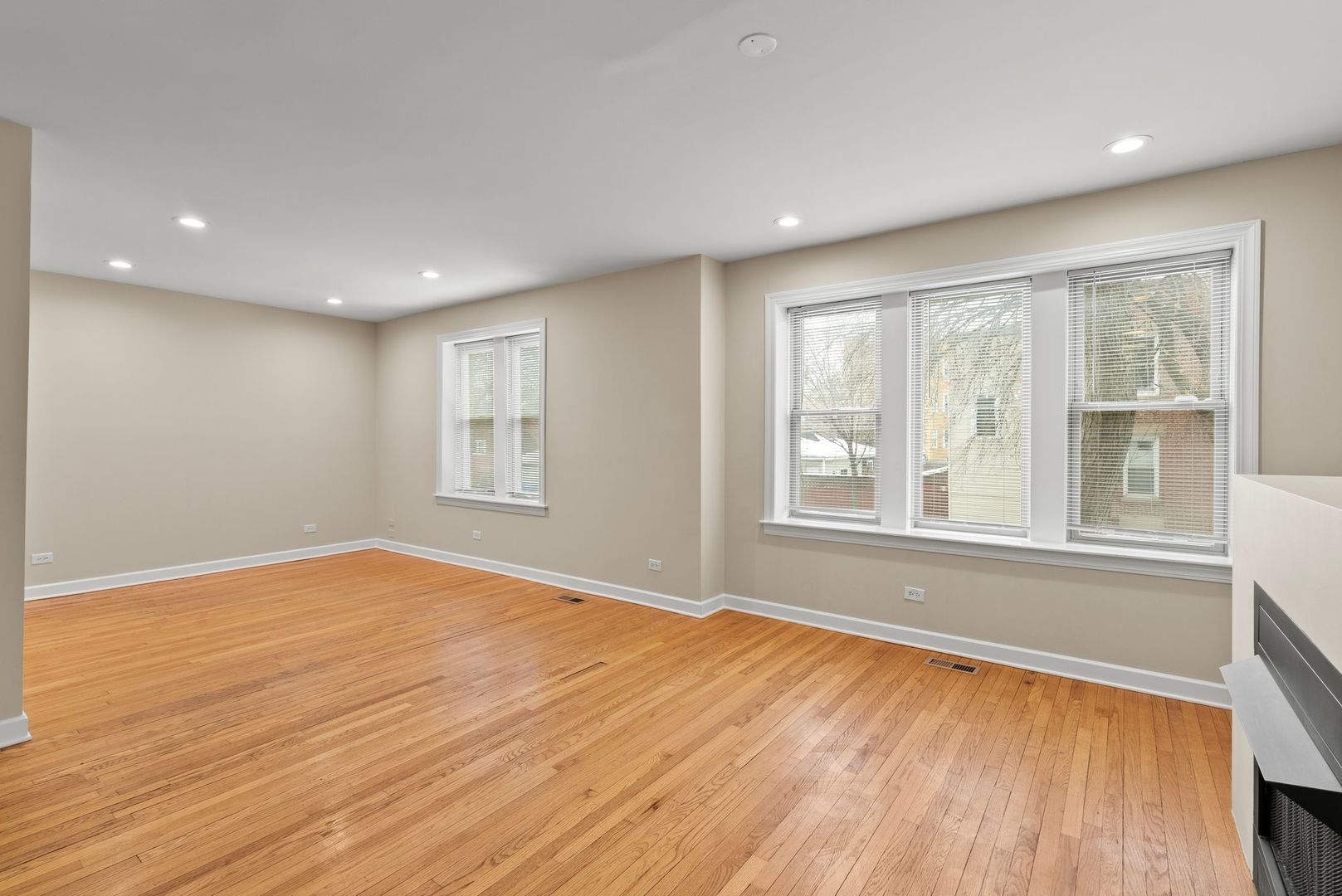 3105 West George Street, Unit 1 Chicago, IL 60618 - Photo 6 of 18