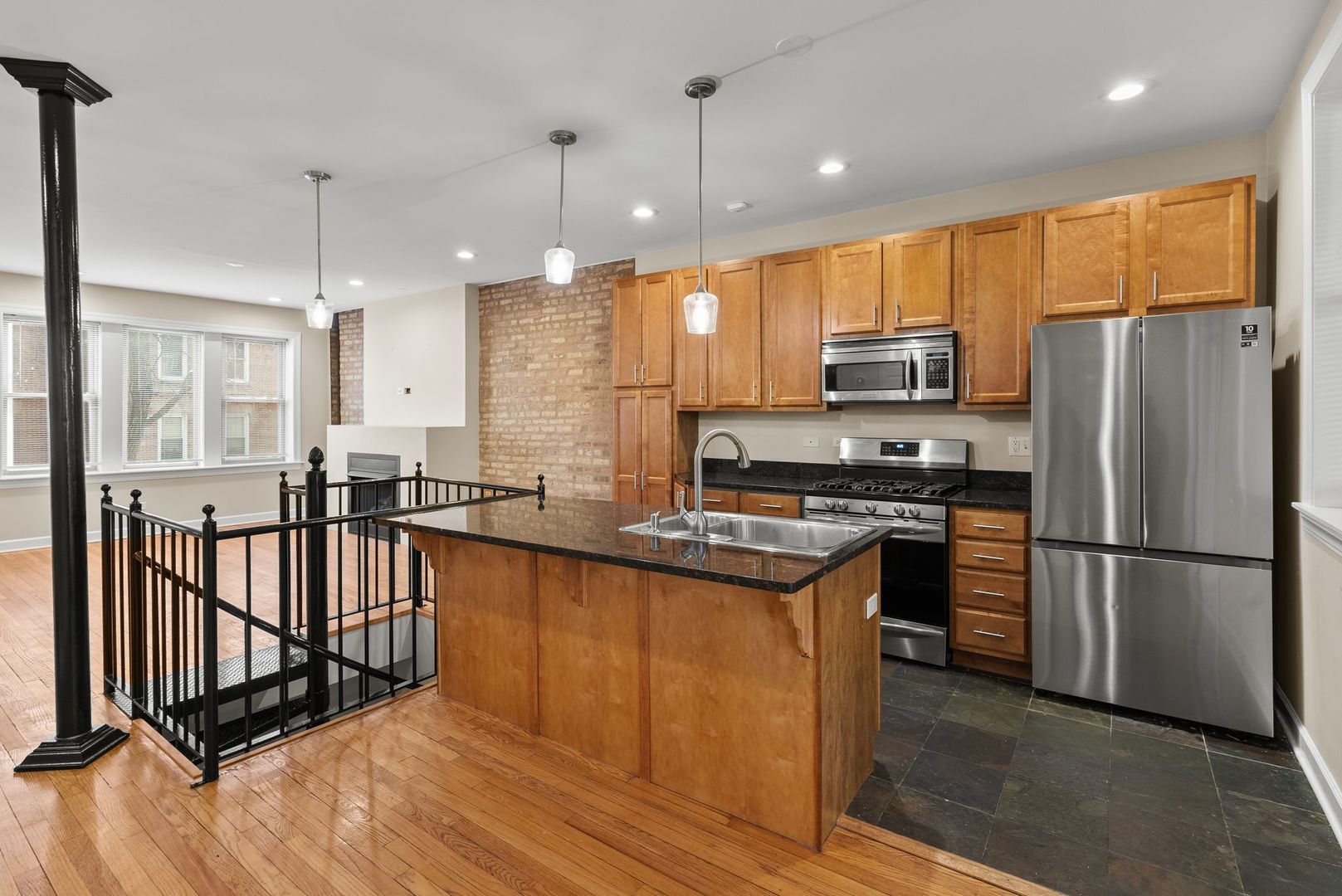 3105 West George Street, Unit 1 Chicago, IL 60618 - Photo 7 of 18