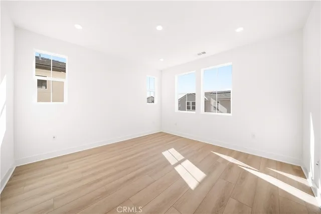 $1,428,000 | 297 Shoveler, Irvine, CA 92618