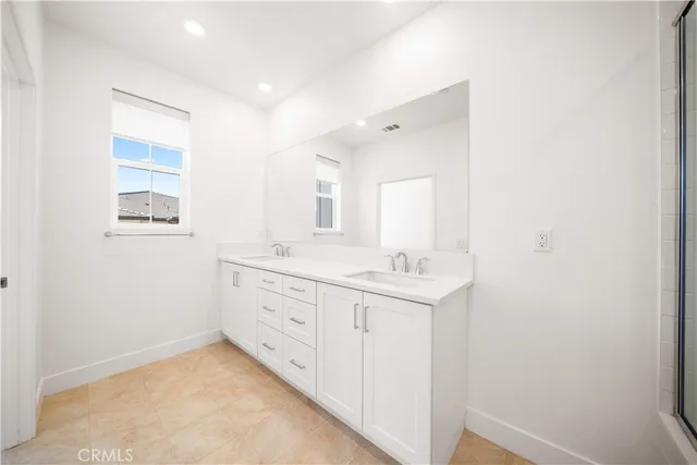 $1,428,000 | 297 Shoveler, Irvine, CA 92618