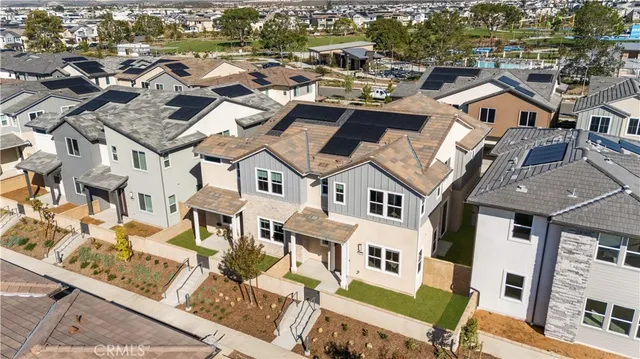 $1,428,000 | 297 Shoveler, Irvine, CA 92618