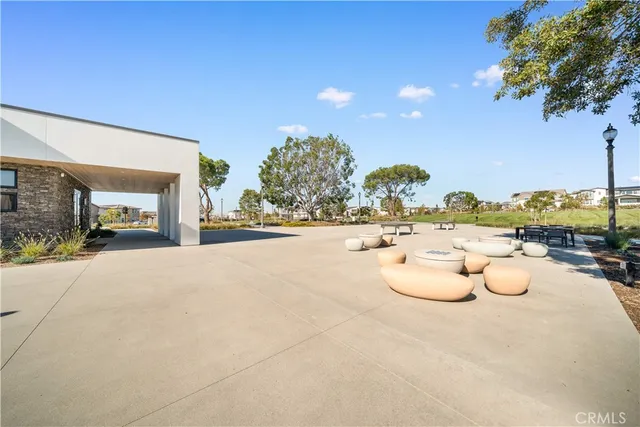 $1,428,000 | 297 Shoveler, Irvine, CA 92618