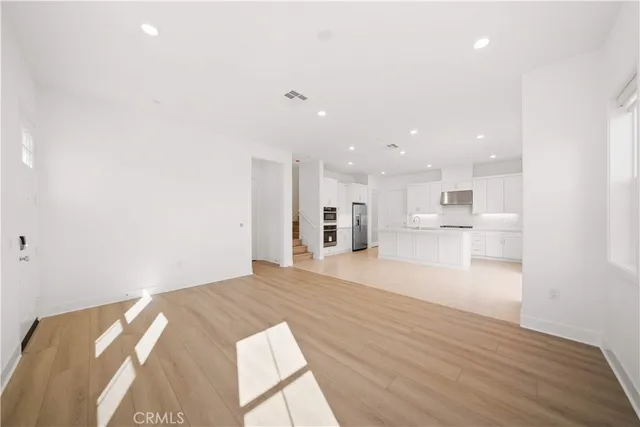 $1,428,000 | 297 Shoveler, Irvine, CA 92618