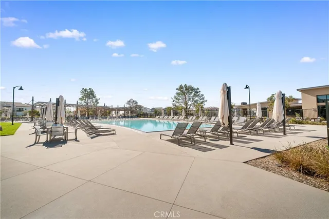 $1,428,000 | 297 Shoveler, Irvine, CA 92618