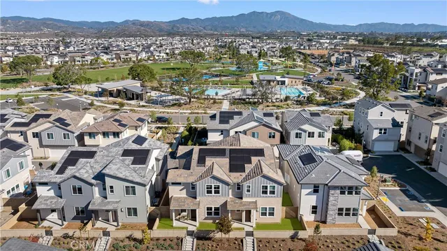 $1,428,000 | 297 Shoveler, Irvine, CA 92618