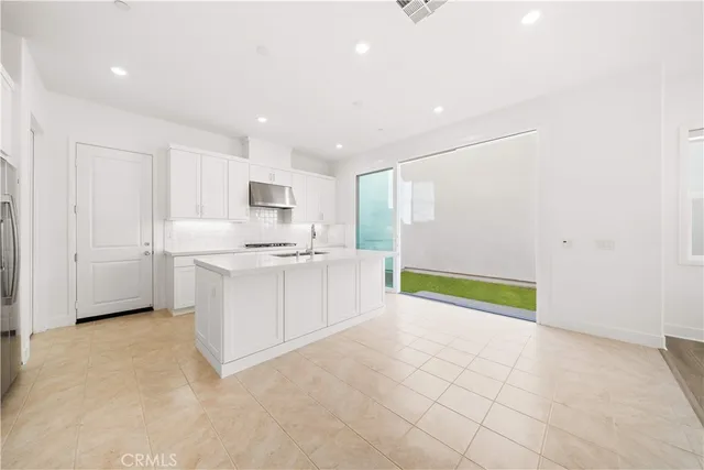 $1,428,000 | 297 Shoveler, Irvine, CA 92618