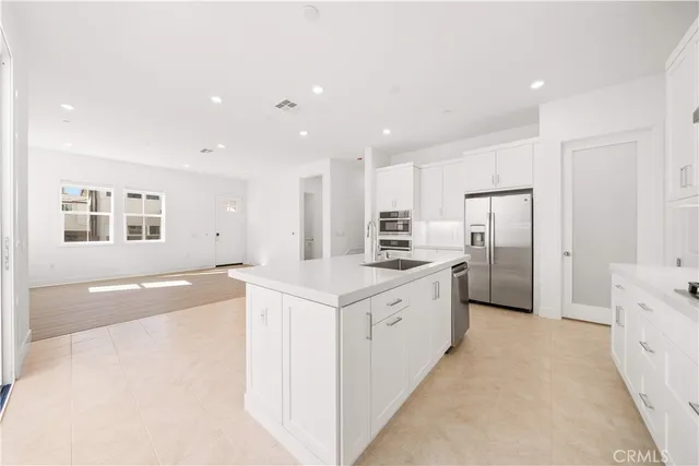 $1,428,000 | 297 Shoveler, Irvine, CA 92618