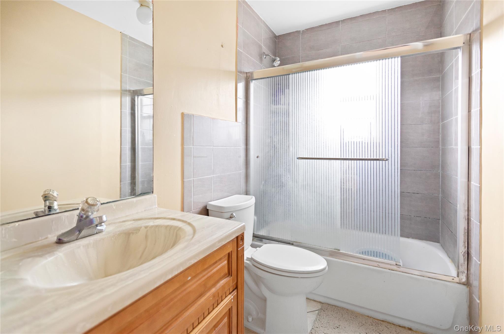 159 Main Avenue Mastic, NY 11950 - Photo 13 of 15