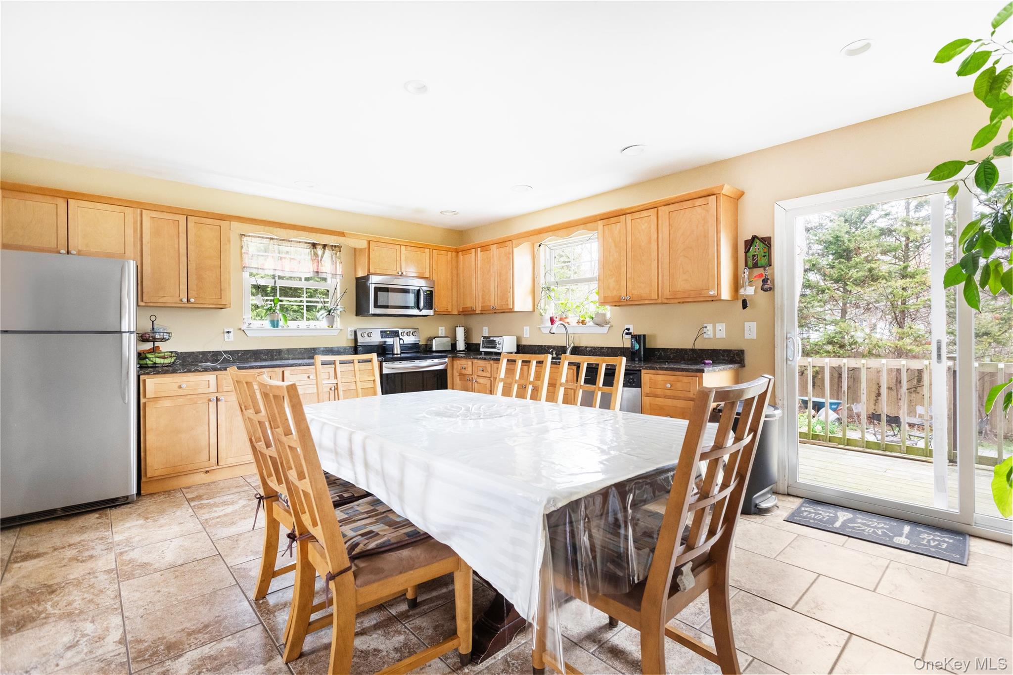 159 Main Avenue Mastic, NY 11950 - Photo 8 of 15