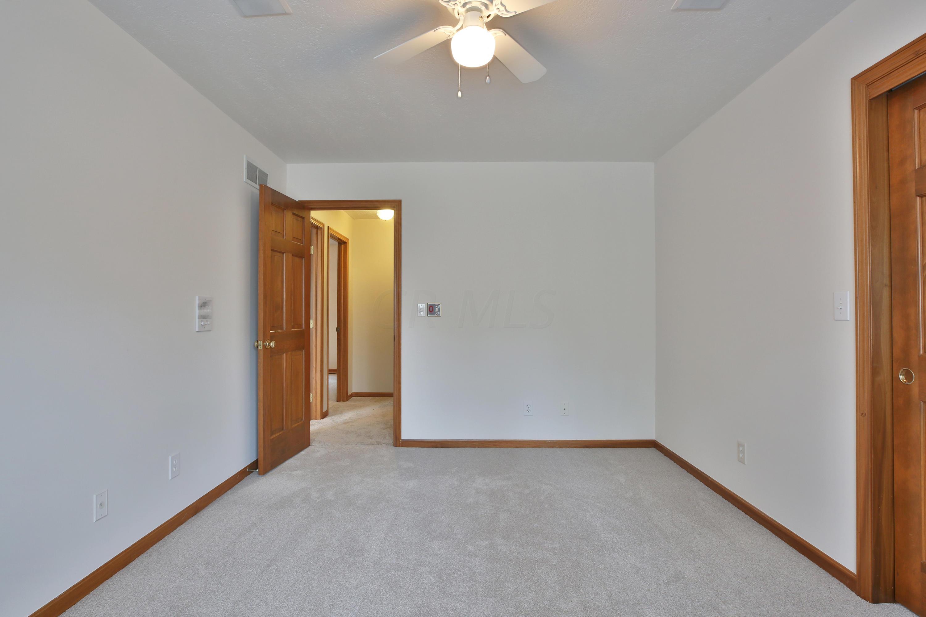 6473 Northland Road Worthington, OH 43085 - Photo 29 of 48