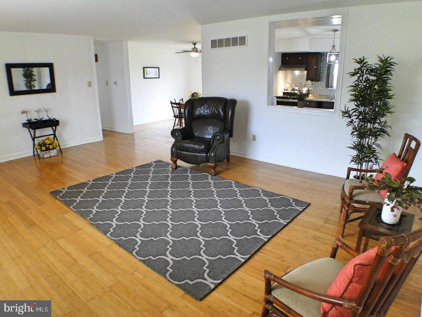 265 Red Pump Road Nottingham, PA 19362 - Photo 7 of 25 Living Room
