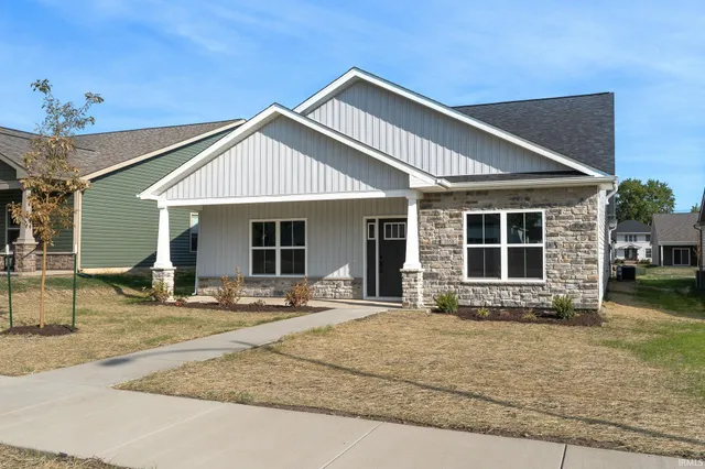 $314,900 | 1058 East South Street, Frankfort, IN 46041