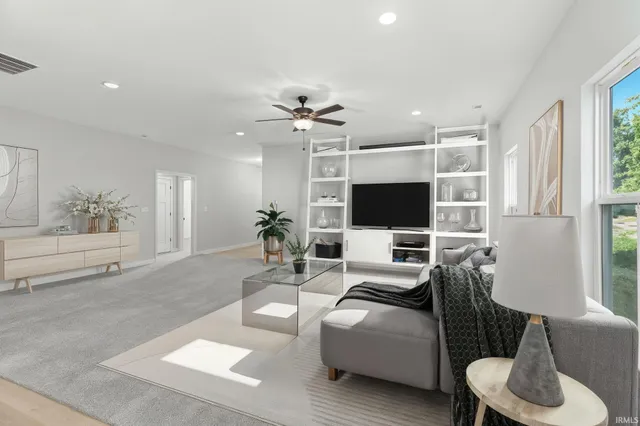 $314,900 | 1058 East South Street, Frankfort, IN 46041