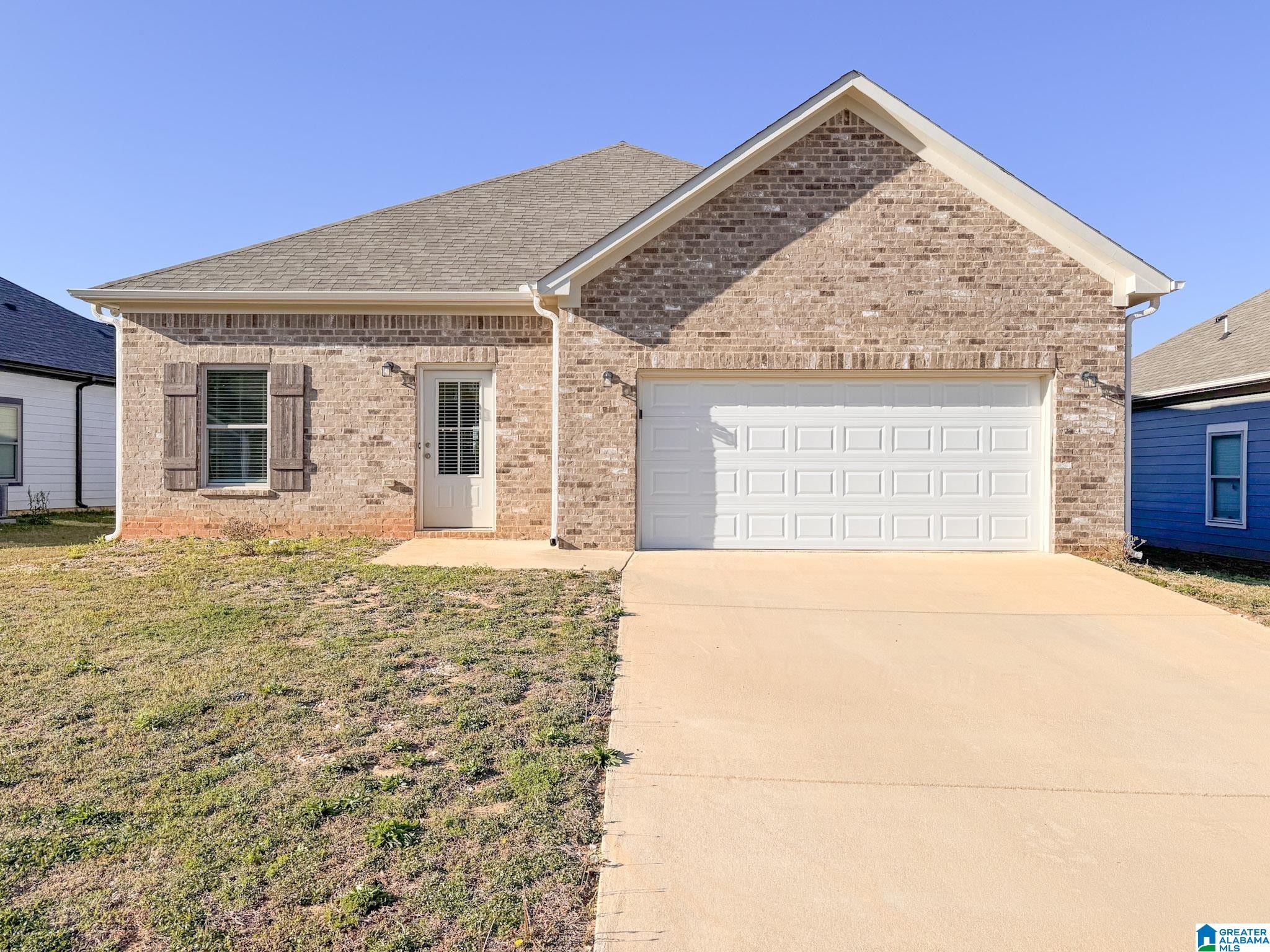35 Avalon Way Clanton, AL 35045 - Photo 1 of 26