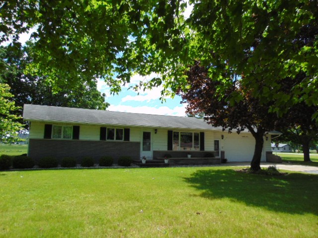 8040 Kurt Road Breckenridge, MI 48615 - Photo 64 of 71 1888357-63.JPG